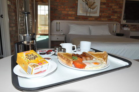 Mollymook Surfbeach Motel & Apartments - VIC Tourism 2