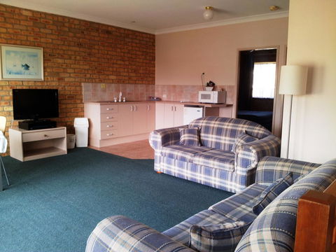 Mollymook Surfbeach Motel & Apartments - VIC Tourism 40