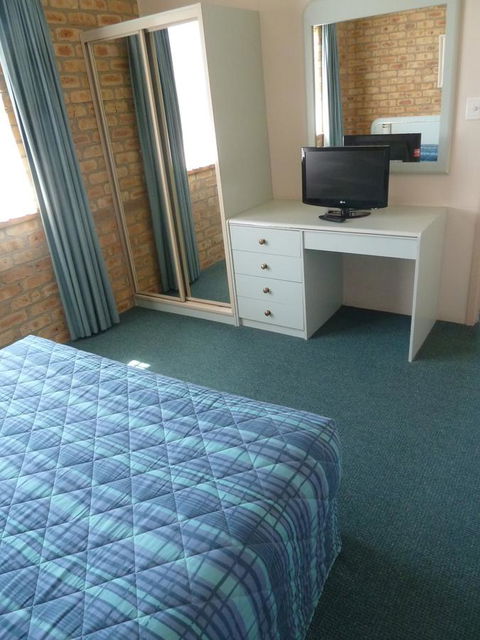 Mollymook Surfbeach Motel & Apartments - VIC Tourism 37