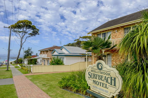 Mollymook Surfbeach Motel & Apartments - VIC Tourism 18