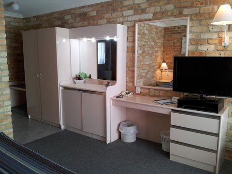 Mollymook Surfbeach Motel & Apartments - VIC Tourism 19