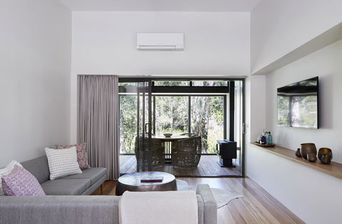 Elements Of Byron - VIC Tourism 4