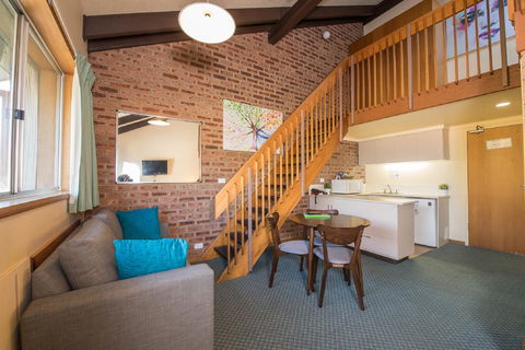 Alpine Gables - VIC Tourism 30
