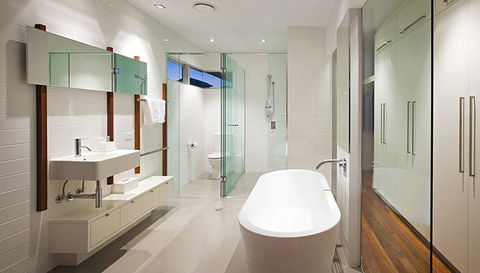 Casuarina Beachfront House - Hostie Properties - VIC Tourism 24