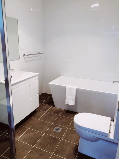44A Adelaide Street - VIC Tourism 4