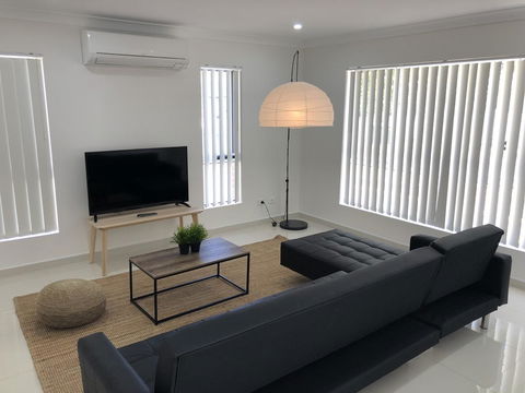 44A Adelaide Street - VIC Tourism 5