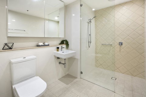 Orange Stay Apartments Potts Point - VIC Tourism 9
