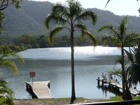 Pelican H2O One & Two Bedroom Apartments - VIC Tourism 2