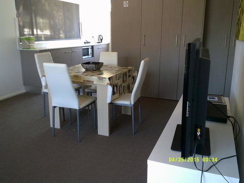 Pelican H2O One & Two Bedroom Apartments - VIC Tourism 27