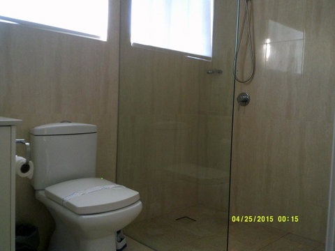 Pelican H2O One & Two Bedroom Apartments - VIC Tourism 26