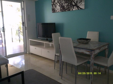 Pelican H2O One & Two Bedroom Apartments - VIC Tourism 24
