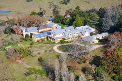 Hillview Heritage Hotel - VIC Tourism 0