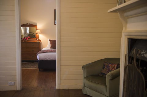 Hillview Heritage Hotel - VIC Tourism 2