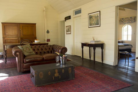 Hillview Heritage Hotel - VIC Tourism 28