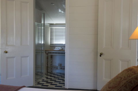 Hillview Heritage Hotel - VIC Tourism 22