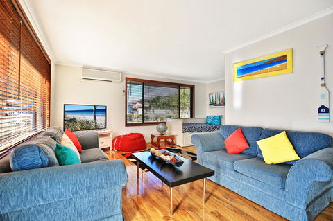Sandy Toes Beach House Jervis Bay - 2min To Beach - VIC Tourism 0