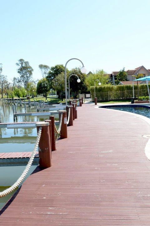 Yarrawonga Waterfront Apartments - VIC Tourism 2