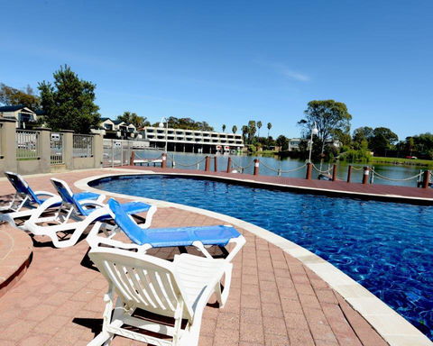 Yarrawonga Waterfront Apartments - VIC Tourism 10