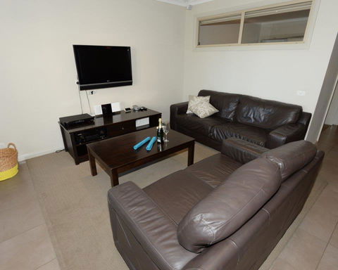 Yarrawonga Waterfront Apartments - VIC Tourism 4