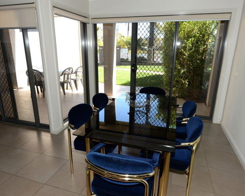 Yarrawonga Waterfront Apartments - VIC Tourism 8