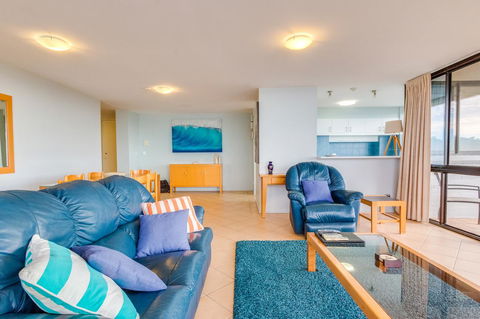 Pacific Towers Beach Resort - VIC Tourism 34
