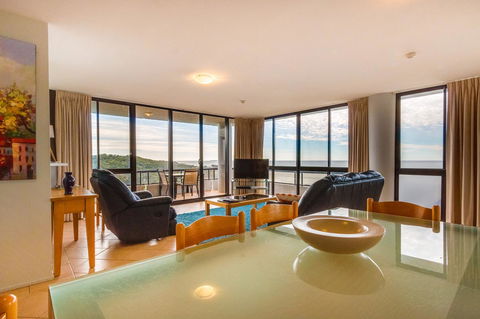 Pacific Towers Beach Resort - VIC Tourism 42