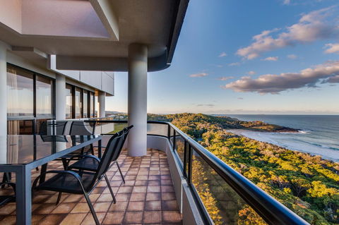 Pacific Towers Beach Resort - VIC Tourism 15