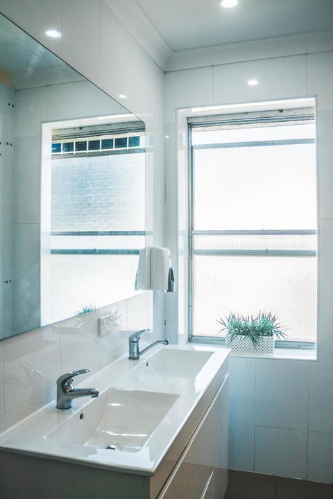 Summer House Kings Cross - VIC Tourism 5