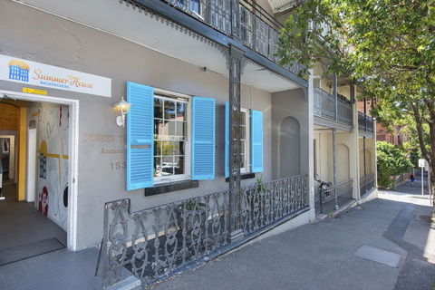 Summer House Kings Cross - VIC Tourism 6