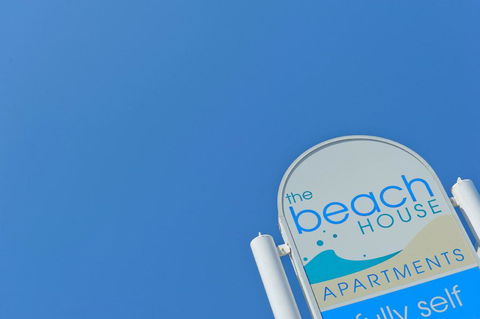Beach House Holiday Apartments - VIC Tourism 3