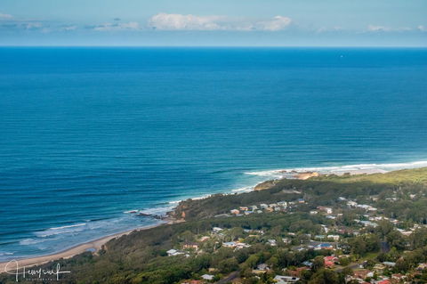 Valla's Beach House - VIC Tourism 0