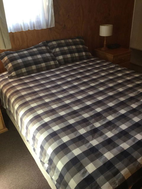 Jenolan Cabins - VIC Tourism 11