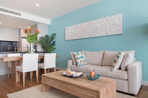 Arena Luxury Beachfront Apartment - VIC Tourism 34