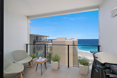 Arena Luxury Beachfront Apartment - VIC Tourism 14