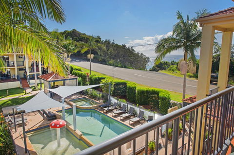 South Pacific Apartments - VIC Tourism 4
