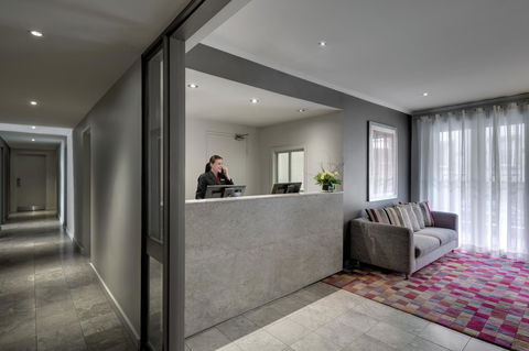 Adina Apartment Hotel Chippendale - VIC Tourism 4
