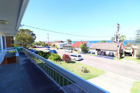 Coastal Horizons Beach House - VIC Tourism 9