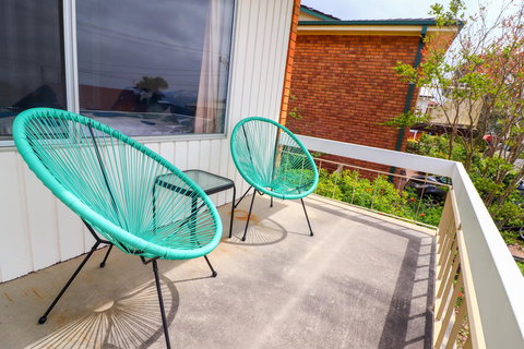 Coastal Horizons Beach House - VIC Tourism 13