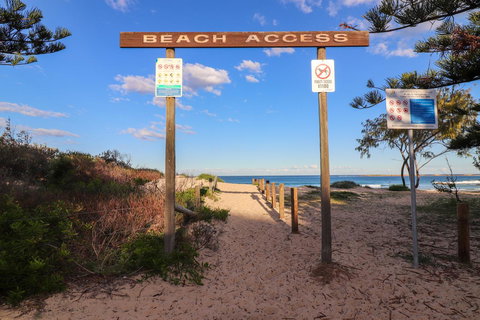 Coastal Horizons Beach House - VIC Tourism 18