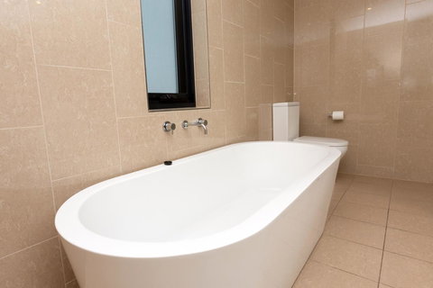 The Penthouse - VIC Tourism 17