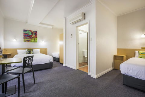 Boomerang Hotel - VIC Tourism 2