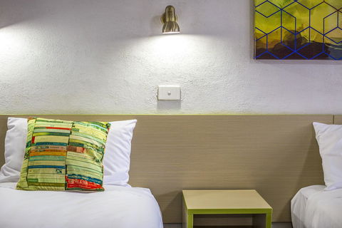 Boomerang Hotel - VIC Tourism 16