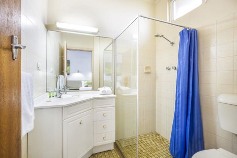 Boomerang Hotel - VIC Tourism 17