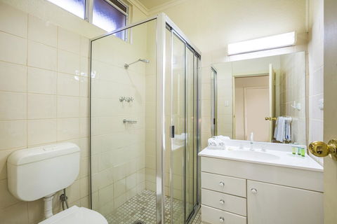 Boomerang Hotel - VIC Tourism 20