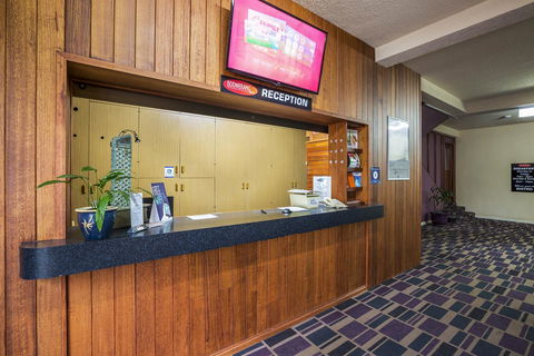 Boomerang Hotel - VIC Tourism 9