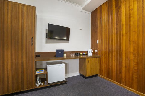 Boomerang Hotel - VIC Tourism 18