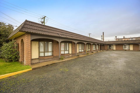 Boomerang Hotel - VIC Tourism 24