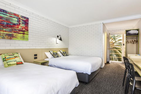 Boomerang Hotel - VIC Tourism 28
