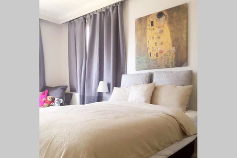 Kent CBD Apartment - VIC Tourism 7
