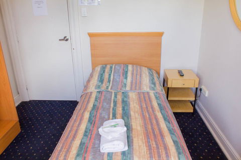 Gardners Inn Hotel - VIC Tourism 42